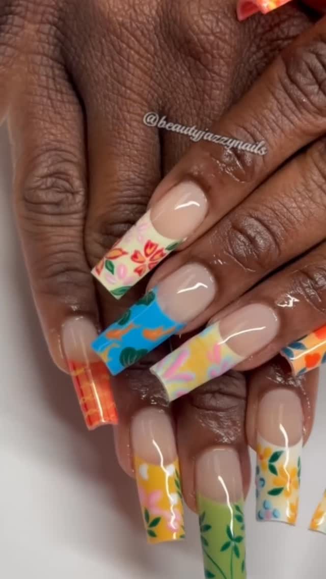 📍NEW CITY, SAME POSITIVE ENERGY 💅✨
Fairfax, VA — starting October 2025, y’all just got a whole lot more glamorous 😘
I’m Jazzmin Baez — LA-raised, Fairfax-bound ✈️ Bringing my signature custom nail artistry to the DMV — from bold bougie claws to soft luxe sets, I don’t do basic.
💎
💋
Link in bio: https://www.beautyjazzynails.com/
#beautyjazzynails