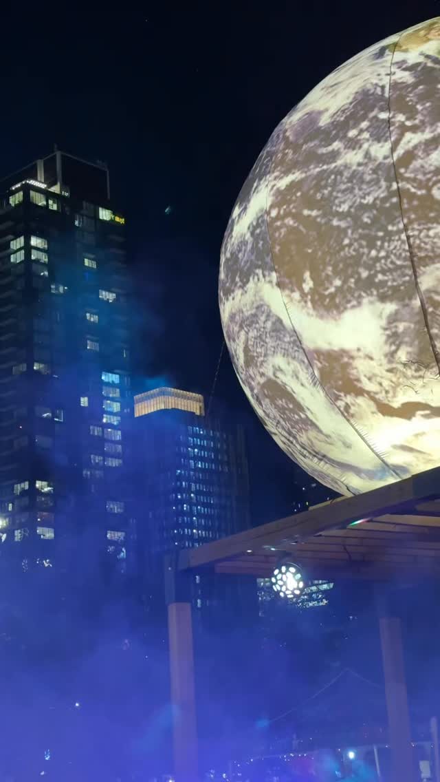 Right now, just steps from UPTEN - an incredible night show.
The whole Beltline is glowing:
• Central Memorial Park
• Haultain Park
• The District at Beltline
• The Princeton
• Hotel Arts Poolside
• BLVD Bark
• Pixel Park
If you’re around UPTEN, you don’t want to miss this.
#upten #victoriaparkyyc #nightlightyyc #yyclife #calgaryevents #liveitup