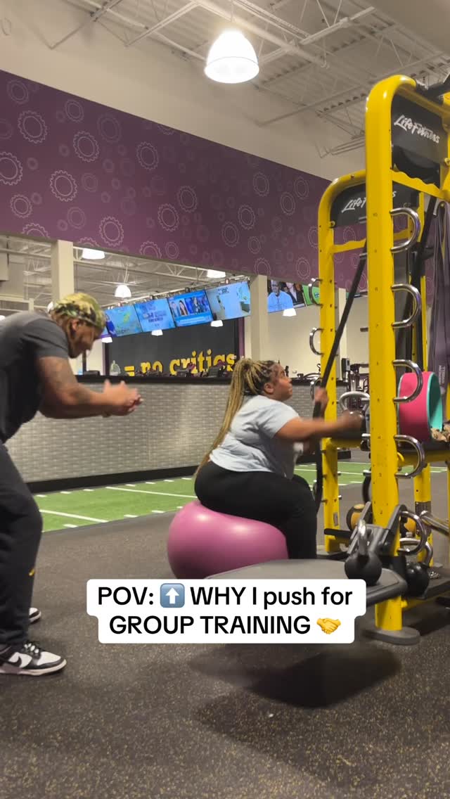 Okay, real talk! Group training isn’t just about the sweat—it’s about the SQUAD! Seriously, the emotional and social support my clients get is unmatched. They’re lifting each other up, literally and figuratively! Find your fit fam!
#socialsupport #groupexercise #personaltrainertips #getfit #bettertogether