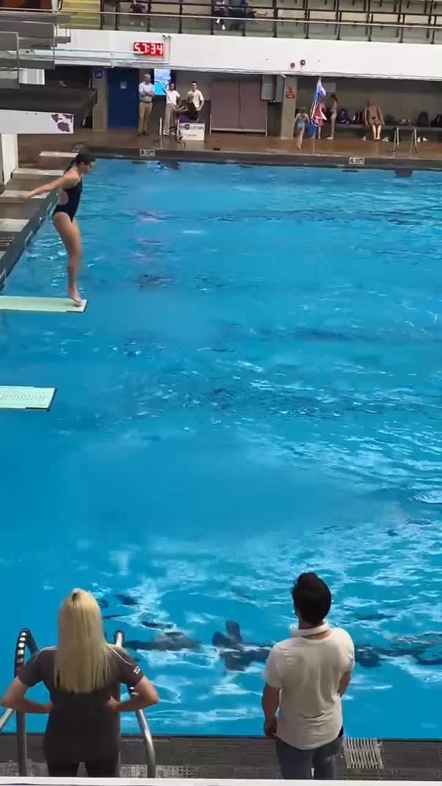 One of the marks of an incredible coaching staff is the ability to pull in another coach to explain a skill from a different angle, sometimes a new voice is exactly what makes it click.
@sserbik
@divemanitoba