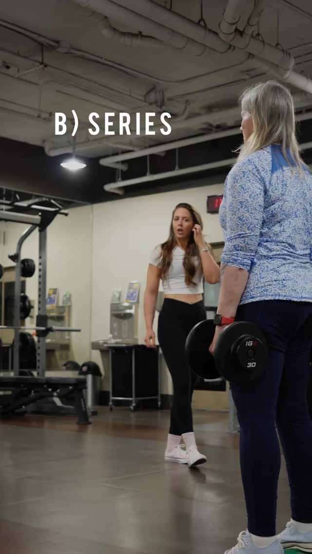 B) Series with Margaretha
Consistently working hard and not letting obstacles stop her from training! Margaretha always brings the best energy to each session
Margaretha regularly works with Athletic Therapist Matthew @activesolutionsmedicine
Matthew connects athletics with holistic health—getting you strong, happy and healthy. Book in to get yourself moving and motivated for the fall!
I will continue to work on my Chi 💕✨