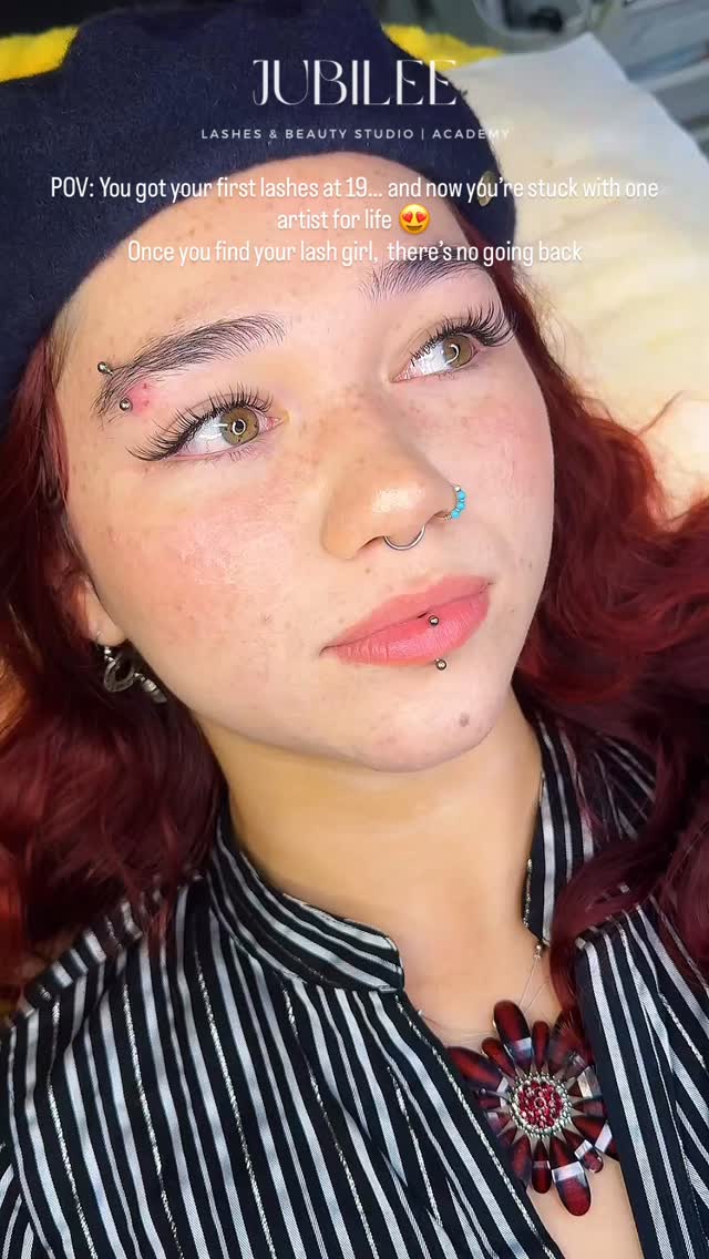 POV: She was only 19 when she got her first lashes with me 💕
Now she never goes anywhere else 👁️✨
Once you find your lash artist, you just know.
Soft, natural, and long-lasting — that’s the Jubilee touch 💅
📍 St Kilda Tower
Book your next lash set @jubileelashesbeauty 💖