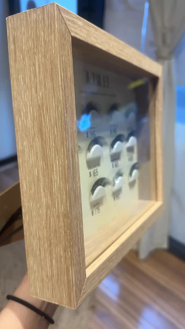Our Lash Display Frame makes it easy to choose your perfect style 💕
From soft Classics to fluffy Hybrids and full Volumes — see, touch, and feel the difference before your appointment!
#JubileeBeauty #LashDisplay #LashArtistMelbourne #LashEducatio