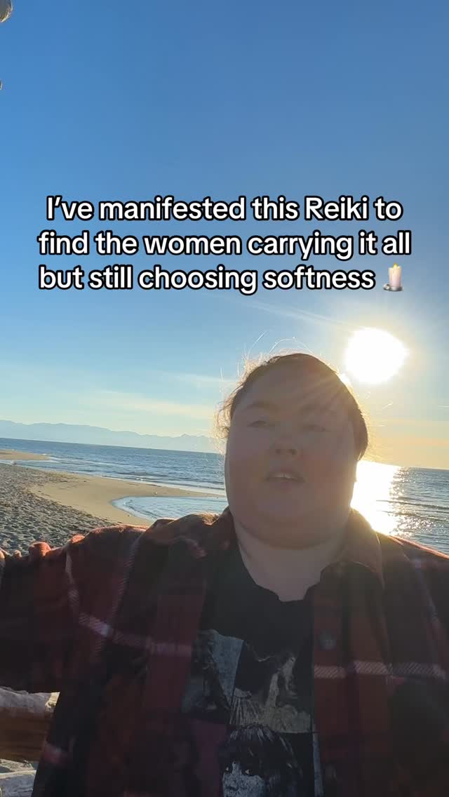 Iām channeling Reiki at the ocean for the eldest daughters who were never taught rest, but are learning to receive. š
If this found you, itās your sign to soften, surrender, and finally breathe. š¤
#eldestdaughter #reikihealing #softgirlhealing #cyclebreaker