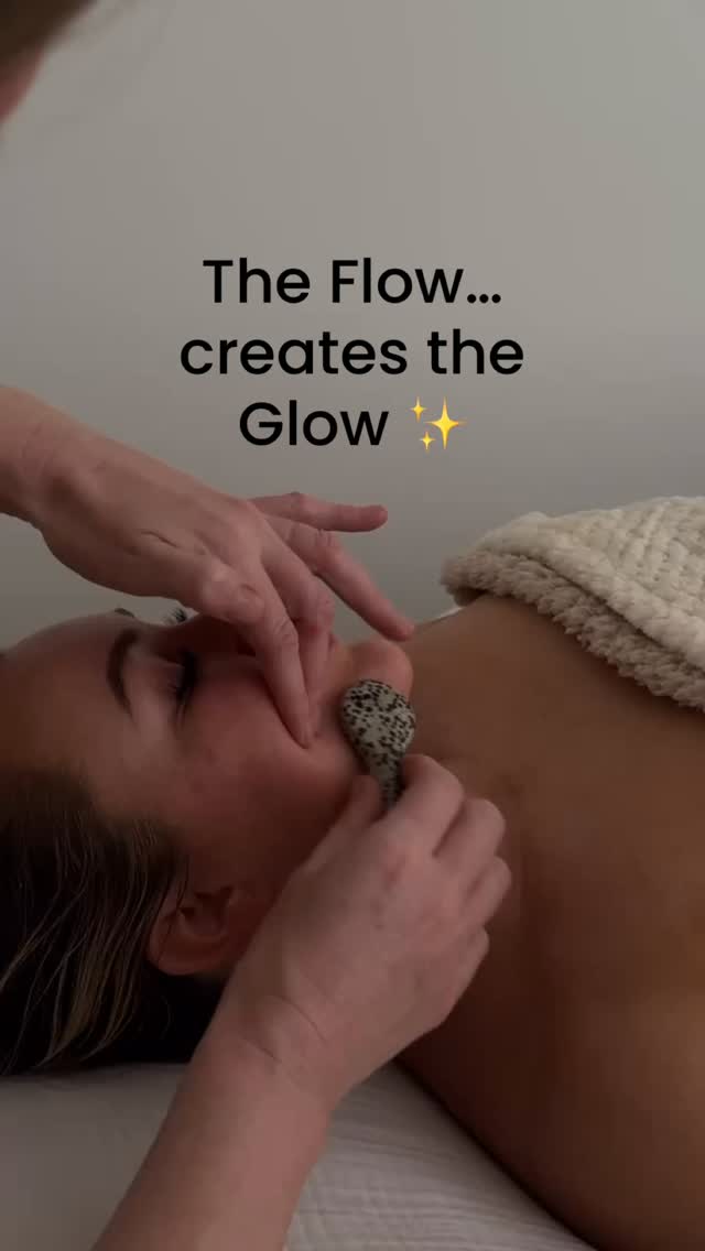 Gua Sha sculpting spoons ✨
Improve blood flow
Reduce inflammation
Boost skin immunity
Release facial tension
Reduce puffiness
Soften fine lines and wrinkles
… if this is your vibe and you want to be friends, have healthy skin and improved wellbeing, please get in touch!
Lesley x
Facial Gua Sha
Holistic facials
Facials Glasgow
Facials Edinburgh
Gua Sha
Facelift
Glowing skin
Natural wedding makeup
