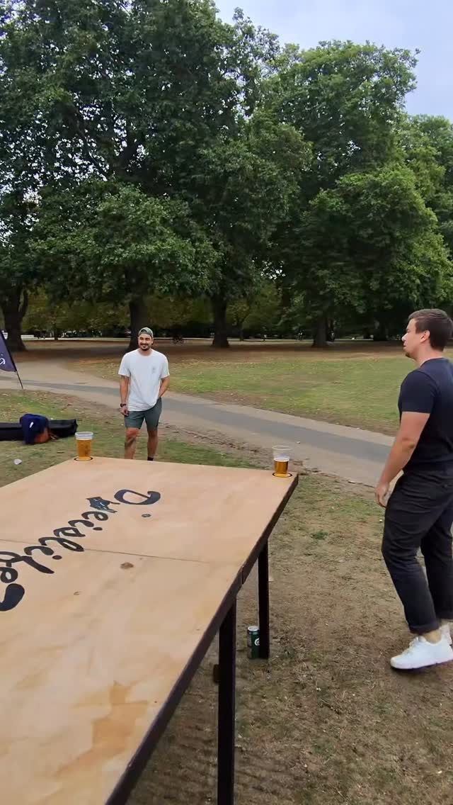 The screams in the background make this video ๐คฃ
#dyeislife #beerdie #dye #sports #drinking #games #university #students #socials #unisocials #drinkinggames #freshers #beerpong #beer #events #stag-do #summer #outdoorgames