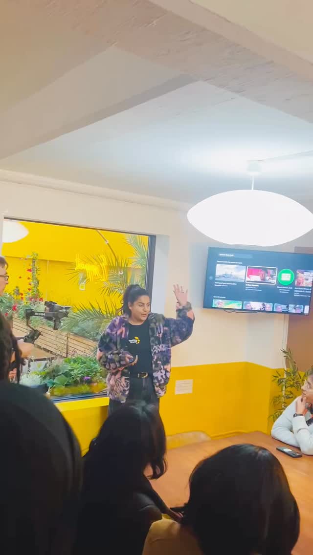 Imagine getting a £5000 grant for your business. How would you use it? Vote below and tell us why in comments.
#businessgrowth #grant