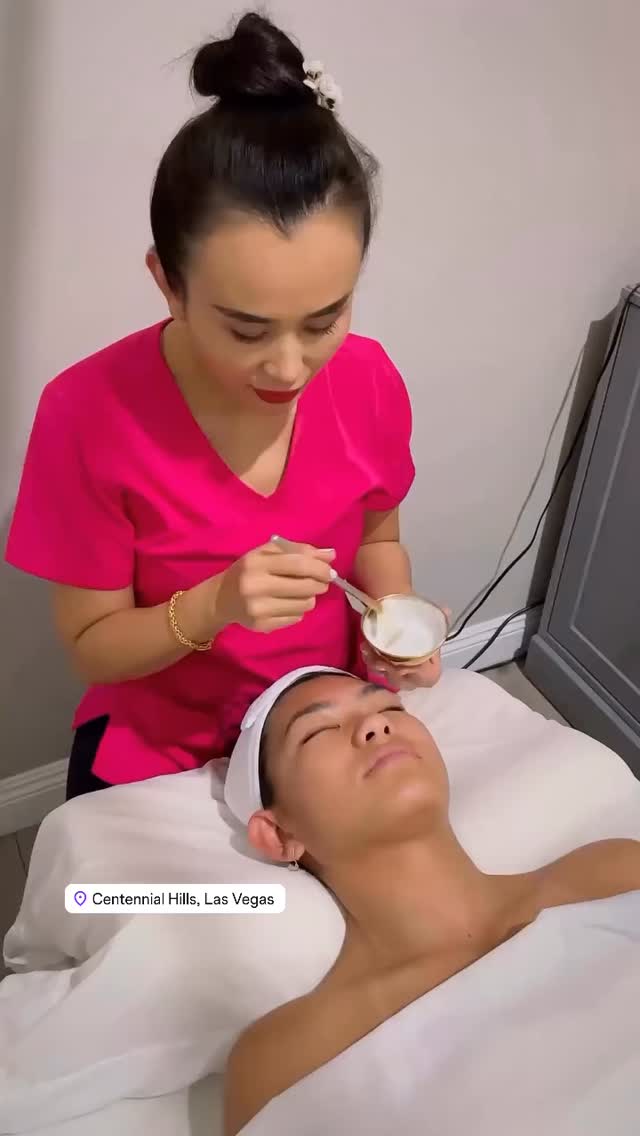 Ready for a glow-up, Las Vegas? โจ Discover the magic of our KLIN Thai Jasmine Rice Facial Treatment at Thai Orchid Massage & Spa in Centennial Hills! @centennialhillslv
Here are 3 incredible benefits youโll experience:
๐ง๐ผโโ๏ธ Brightens & Evens Skin Tone: Riceโs natural properties help reveal a more luminous, balanced complexion.
๐ง๐ผโโ๏ธ Gentle Exfoliation: Say goodbye to dull skin! This treatment gently polishes away dead cells, leaving your skin incredibly soft.
๐ง๐ผโโ๏ธ Deep Hydration & Nourishment: Infused with vitamins and minerals, it leaves your skin feeling supple, refreshed, and youthful.
Book your escape to radiant skin today!
๐ Our Thai spa is just a short drive from Skye Canyon, Sky Pointe, North Summerlin, Peccole Ranch, and Queensridge.
๐ 8414 Farm Road Suite 140
Las Vegas, NV 89131
BOOK TODAY โจ
(725) 259-6295
www.ThaiOrchidMassageSpa.com
๐ซ Walk-Ins & Appointments Welcome
๐ธ๐ธ๐ธ๐ธ๐ธ๐ธ๐ธ๐ธ๐ธ๐ธ
#glowup #glowingskin #klinskin #klinskincare #skincaretips #grwmskincare #lasvegasfacials #lasvegasskincare #summerlinskincare #redrockcountryclub #tpcsummerlin #canyongatecountryclub #lasvegas #vegasvibes #vegasstrip #offthestrip #whattodoinvegas #wheretogoinvegas #vegashiddengem #vegasrealtor #lasvegasrealtor #summerlinrealtor #summerlinlocals #summerlinmoms #vegasvacation #vegasweekend