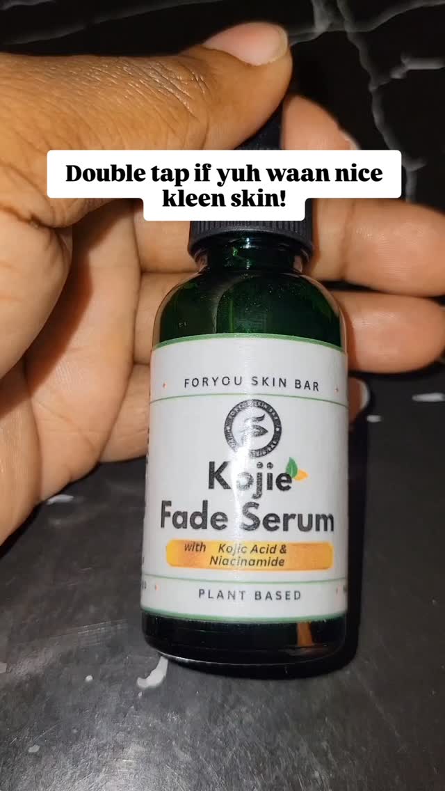 Run come ere an read to di en!
Dah serum yah a fi di peepl dem weh waan fade spat, even skin tone an reduce di bumpy look pon dem face.
Kojic acid is scientifically proven fi fade pigmentation (dark spat), melasma an sun spot.
Niacinamide also is scientifically proven effective at fading dark spat an shrinking pore size.
Dem two ingredient yah capital if yuh waan glow up and magel pon a gyal or bwoy.
A nuh me seh so, a science!
Now ere weh mi wah yuh fi duh. Comment why yuh wuddah wah one, an me ago selek 2 outta di comment fi get one free.
BUT, yuh haffi pay fi delivery. Den, yuh haffi eeda mek a post or story an show seh yuh get it. If yuh nuh agree, nuh badda comment.
Also, if yuh did gi bad mileage pon mi laas giveaway, nuh badda entah jah jah.
#darkspotsolution #fadedarkspots #hyperpigmentationcare #clearskinjourney #niacinamide #acnecommunity #skincaregoals #confidenceInyourskin #evenskintone #naturalglow #foryouskinbar #jamaicanskincare #foryoubabes