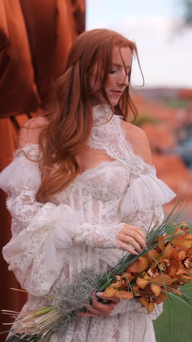 Timeless. Effortless. Her.
Videographer: @adleyvisuals
Workshop: @theweddingfilmmakerworkshop
Workshop Hosts: @emmak_films @runawayacademy
Planning and Design: @artemisarmelia @archndune
Creative direction: @artemis.muse
Photographer: @hannahbrookephotography @kortneyjphoto
BTS Videographer: @justingeeryfilms @nateathay
Flower design: @tlaflowers
Furniture, rentals and table top: @eventcityla
Place cards: @kaidydecor
Bridal dress: @Galialahav
Hair and makeup: @part.timelocal @kennyshairclub
Cake: @aspecakedesign
Models:@tj_gabby
DJ: @parkerandriese
Venue: @entradasnowcanyon
Content Creation: @reveriebtsco
On-Site Event Support: @danibeeweddings
Back-end Business Support: @fika_studio__ @masterfully.managed