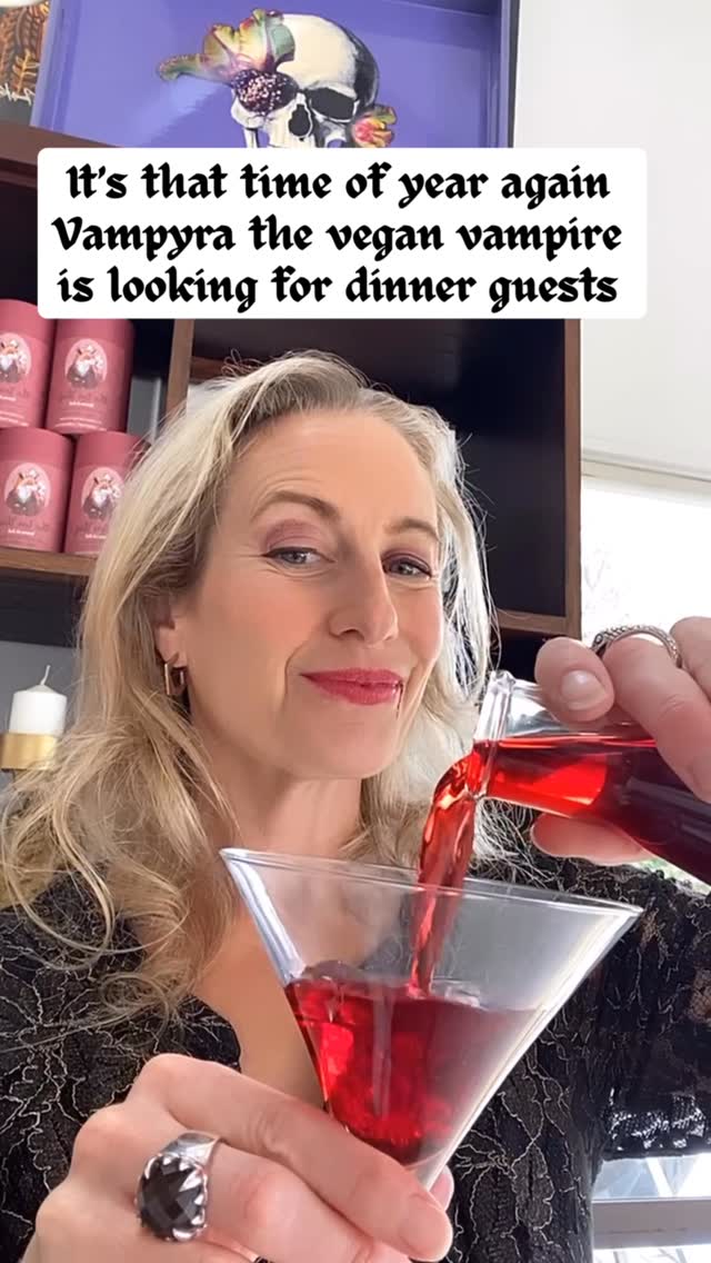 CALL ME VAMPYRA 🧛♀️
The vegan vampire who doesn’t bite… unless it’s into a cup of Brewtiful.
Who needs blood when you’ve got a tea that’s this deep, rich, and hypnotic? 👀
Even Dracula was fooled at first sip.
✨Plant-based. Caffeine-free. Bloody gorgeous. Fooling Vampires since 2019
🩸 Drink it if you dare.