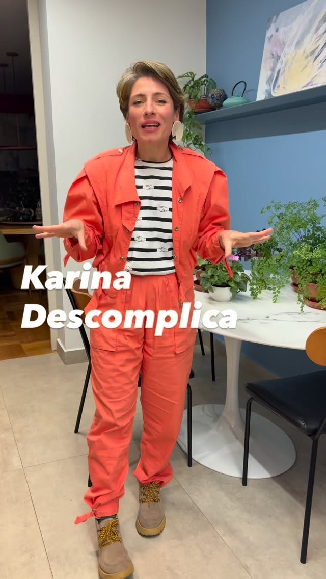 Karina descomplica do dia é corzona mais estampa com cores discretas! Pra começar a ousar mais! Amanhã! #karinadescomplica
#consultoriadeimagemeestilo #estilopessoal #dicadeestilo