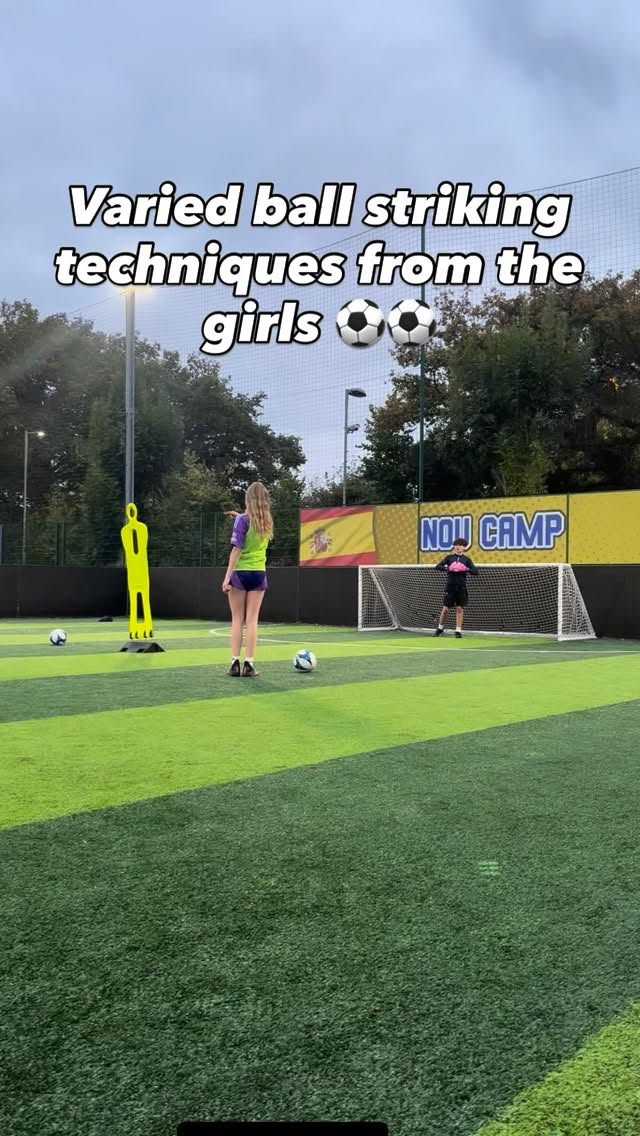 Strikers and midfielders focusing on different types of ball striking techniques. Get involved in our small group training and develop your skills ⚽️⚽️ #tilleracademy #smallgrouptraining #121footballcoaching #footballcoaching #youthdevelopment #surrey