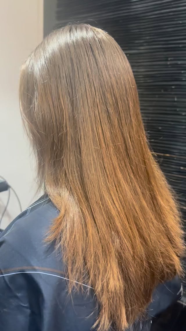 Bright & Blended 🐆✨
#glohairdressing #caramel #foils #wella