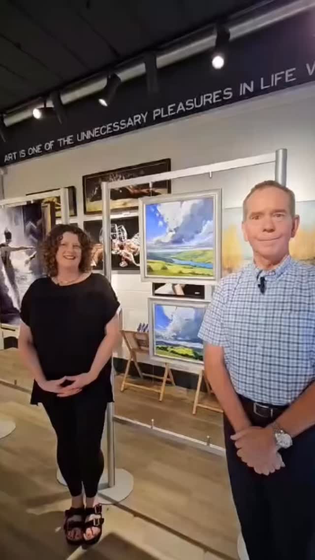 Sarah Thomas paints with emotion and purpose 🎨
Her landscapes are drawn from places that carry deep personal meaning, especially the Peak District, where she finds both comfort and strength in the changing skies.
Her work reflects resilience, beauty, and a quiet connection to nature. 🏞️
#artrichmond #ascotart #artsociety #ryoungartgallery #wokingham #contemporaryart #interiordesign