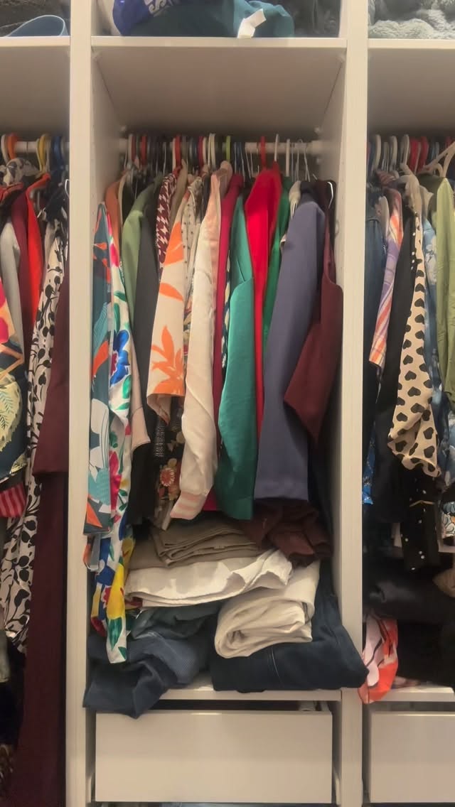 אני תמיד אומרת שנוכחות לא מגיעה מהבגד עצמו, אלא מהסיפו