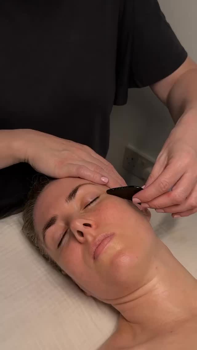 Gua Sha is often known for its sculpting and glow benefits, but its magic runs deeper ✨
This ritual and intentional massage supports the body’s natural energy flow, releasing stored tension and emotional heaviness held in the face, neck and jaw.
The result? A lifted complexion, a lighter mood, a deep sense of calm & emotional release ✨
Glowing skin| holistic Facials Lanarkshire | facial Gua Sha glasgow| Facial Gua Sha Edinburgh | pro ageing|