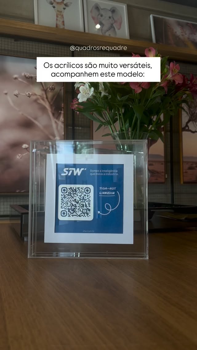 Frente ou verso? Os dois! 🤩
Este modelo em acrílico é lindo de qualquer ângulo 💫