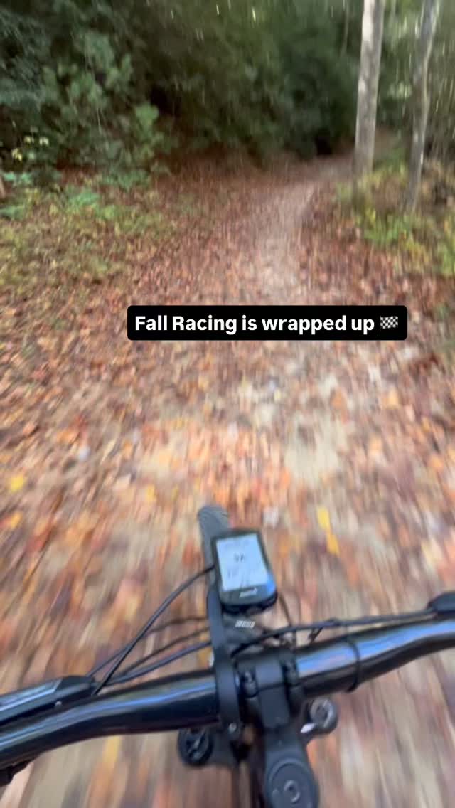 🏁 End of race season = time to recover...
🌥 and time to check what’s under the hood.
🧬 Vitamin D drops fast when the sun does.
🧪 Test. Don’t guess.
Looking at my levels, my vitamin D has dropped from late spring / early summer. Knowing the trend helps me know when to throttle on or off supplements, or avoid them all completely. For example, my ferritin (stored iron) is above 100, well above the need for supplementation. If I blindly supplemented with iron it could have some health risks!
Read more on the Blog!
Link in bio or copy here…
https://www.secondarrownutrition.com/post/why-you-should-get-your-blood-work-done-now
#cycling #sportsnutrition #bloodtest #offseason #mtb #tri