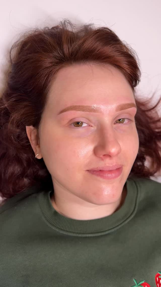 Redheads, Iâve got you covered đĽ
This custom-blended Hybrid Brow Stain gives soft warmth and definition without going too dark.
This client is considering Powder Brows in the future đ And to get to know me and my style as an artist, we opted for a Hybrid Brow Stain first so she could experience my approach to shaping, color matching, and overall brow design.
What do you think?
Ready to book? Click the link in my bio
Unsure which service is right for you? I offer Free brow consultations
đ
#browtint #eyebrowshaping #hybridbrowtint #browshape #powderbrows #seattle #seattlebrows #seattleeyebrows #westseattlebrows #westseattle #seattlebeauty #fyp #cosmetictattoo