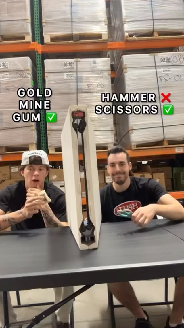 Guess the object‼️ #espeezcandy #explorepage #explore #omg #funny #fail #goldminegum #lyinggame