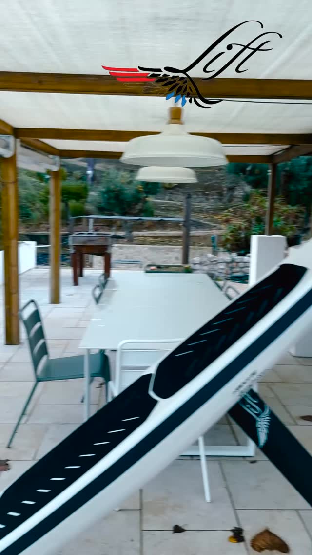 What. A. Week. 🇵🇹
From the Lift Foils dealer meeting in Portugal straight into the water — testing the newest gear, sharing waves, and flying at Nazaré 🤙
So much stoke, water time, and innovation packed into one trip.
Massive respect to the entire Lift team, the vibe, the progression, and the passion for the ocean were next level.
#LiftFoilsFamily #LiftFoils #LiftFoilsNL #LiftFoilsEurope #efoil #wingfoil #towfoil #surfing #Nazare #Portugal #LiftFoilsMeeting #FlyingOverWater #FoilLife #LiftFoilsX #Lift5 #FoilAddict #WaterTime #RideLift #FoilCommunity #FoilVibes #SurfInnovation #FoilDreams #FoilSurfing #LiftExperience #LiftFoilsFamily