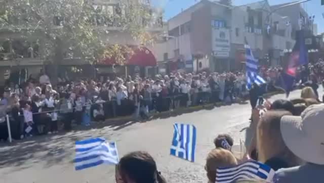Με ιδιαίτερη συγκίνηση και σε πνεύμα εθνικής υπερηφάνειας η Ο.Ε.Δ.Δ-ΕΚΑΛΗ 2000 συμμετείχε και φέτος στην παρέλαση