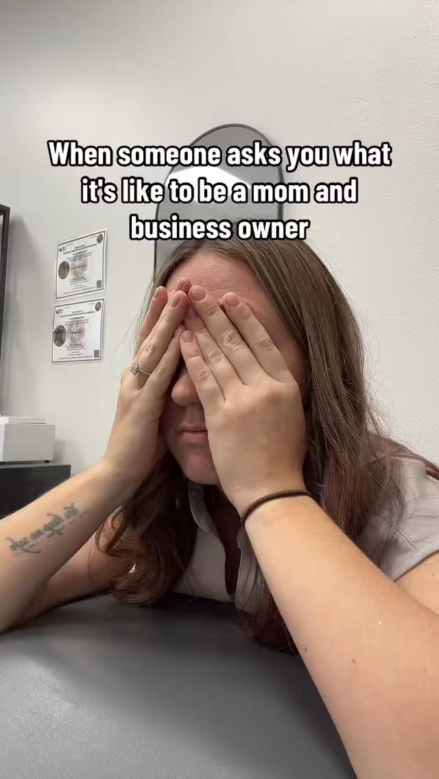 When you’re a mom AND a business owner: overstimulated but still out here waxing coochies for the community.
Raising babies and waxing ladies. It’s a lifestyle.
#sarasotafl #bradentonflorida #lakewoodranch #womenownedbusinessً #mom #workingmom #entrepreneurlife