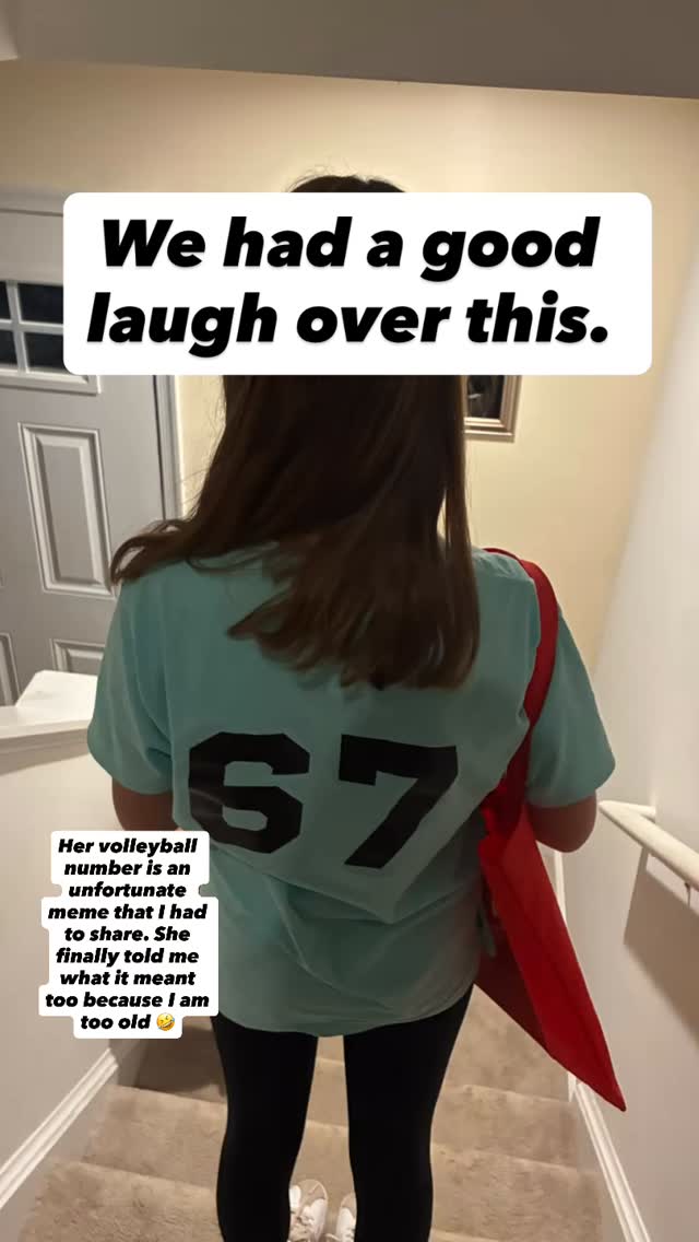 Kids slang these days is extremely unintelligible now so when I caught a reference I was somewhat proud of myself 😅
#pianoteacher #pianoandviolin #pianolessons #music #violinlessons #piano #violin #lessons #yeahthatgreenville #musictheory #67