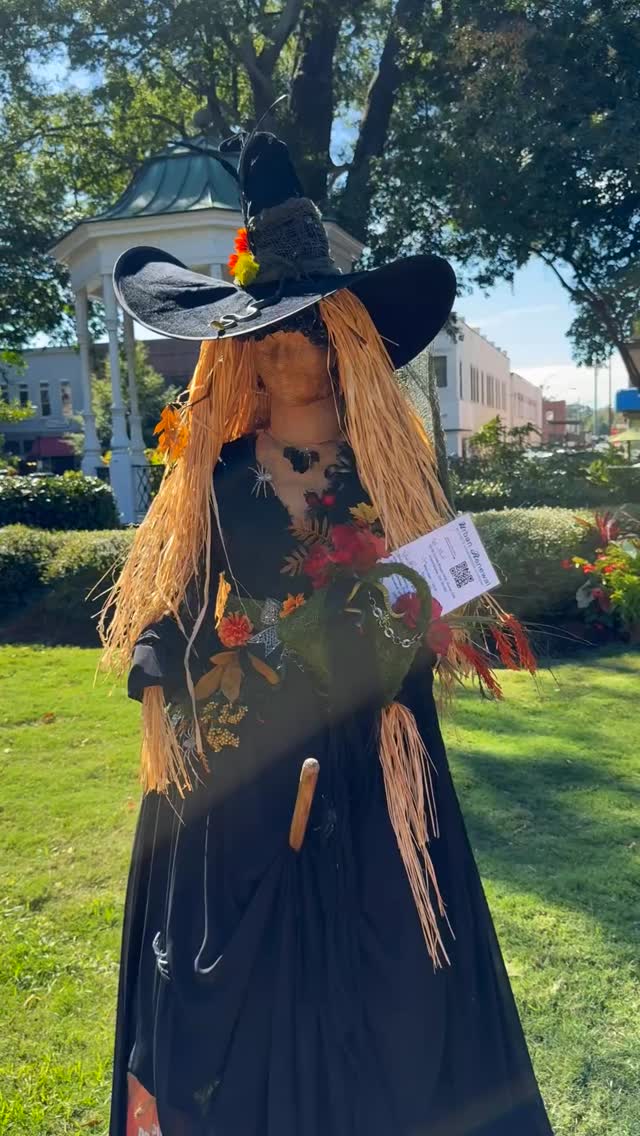 October brought so many good things, favorite fall events like Scarecrows on the Square and Chalktoberfest, the Whiskey Festival in Atlanta, and all the fun Halloween pop-ups around town. I loved spending time with friends and neighbors at our beer tasting, catching up with the dance moms, celebrating Kylo’s birthday, cheering on Michael’s half marathon from afar, and welcoming baby Reggie (my niece’s son) to the family. Feeling grateful for it all.