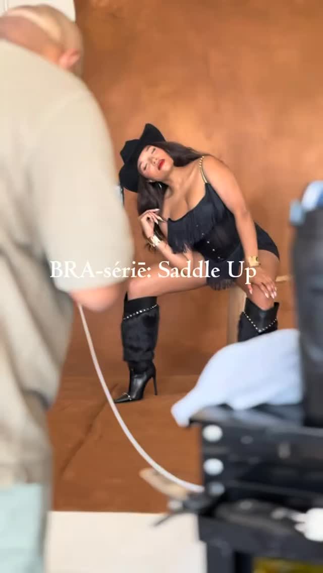 Saddle up, style rebels 🤠 Western wear is having a moment and BRA-sériē is riding right into it. 🔥
#westernwear #brastraps #photoshoot @shopakira