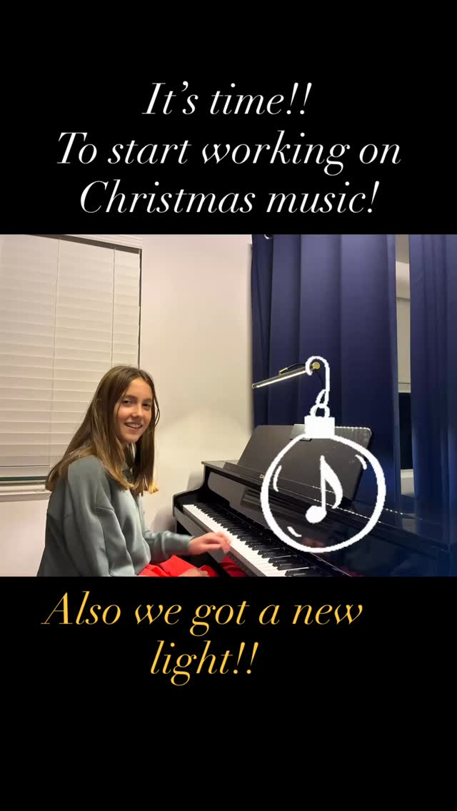 Lights, Christmas, Action! I love Christmas because it’s the perfect time to give my students an entire book to sightread and enjoy with their families.
#Christmas #pianoteacher #pianoandviolin #pianolessons #music #violinlessons #piano #violin #lessons #yeahthatgreenville #musictheory