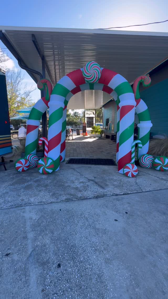 Yesterday was amazing! The night was a huge success but it doesn’t just happen without a lot of people in the background helping out. So I’d like to thank each of them here! Thank you to @mojos_tacos for letting us use the patio and go along with my crazy ideas! @sbozard and @khthigpen for helping this vision come to life and volunteering countless hours to help in anyway! @savvyparty_sweetsandballoons for coming to the rescue with doing the balloon arch and teaching me along the way. @marybellavistaphotos for taking the photos so the event could be documented for families! Our wonderful staff @alaynahasselman and @tay.joness1 that were slaying in the trailer to deliver delicious frozen treats! All of you that bought tickets, tshirts, shared our posts and donated to make this a HUGE success, THANK YOU from the bottom of our hearts! ❤️
