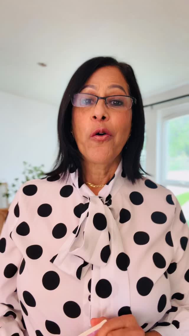 “Mi sonrisa era una máscara, mi alma estaba rota… pero Su amor me reconstruyó.”“Hoy puedo decirlo con firmeza: recuperé mi libertad y mi corazón volvió a vivir.”#sanandocorazones #maryrodríguez #sanacioninterior #heridasemocionales 💝a.co/d/cxORYpa🩷💝💜 maryrodriguez.org