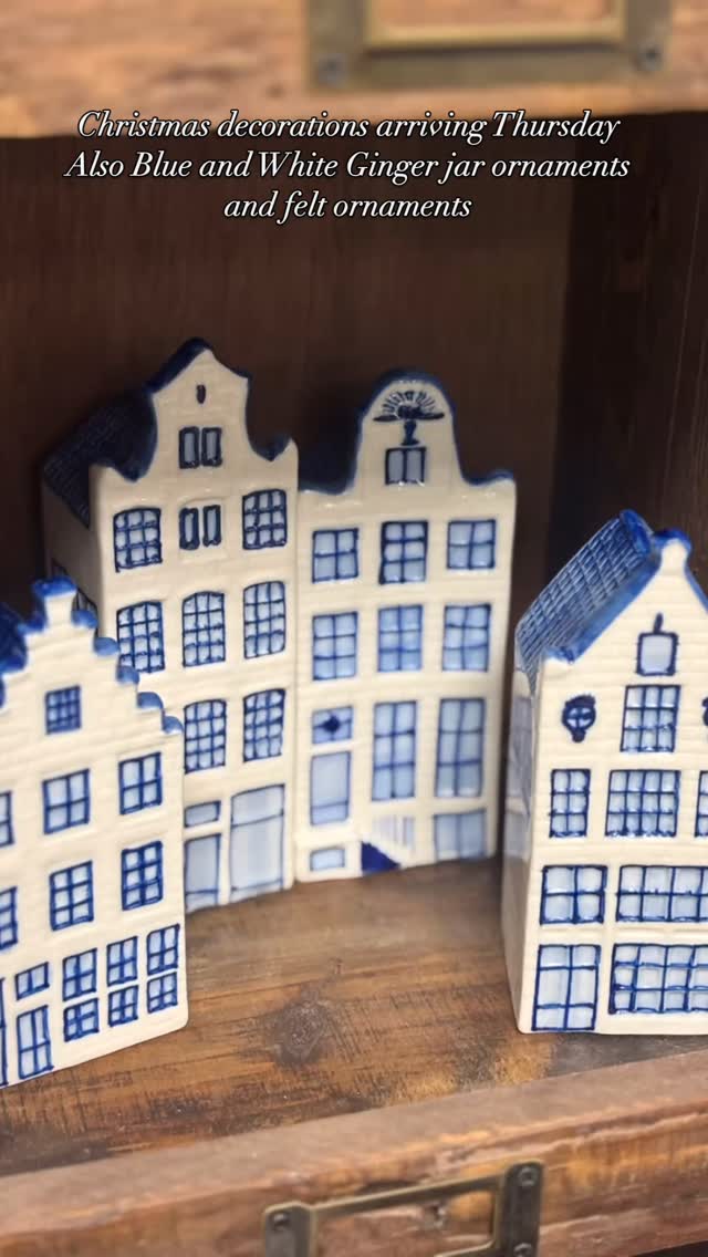 Delft Christmas decorations will be arriving instore on Thursday.
As well as other Christmas decorations
If you interested in anything in particular please message us and we will put it aside for you or post it to your address #timaru #countrystyle #countrykitchen #blueandwhite #tablewear