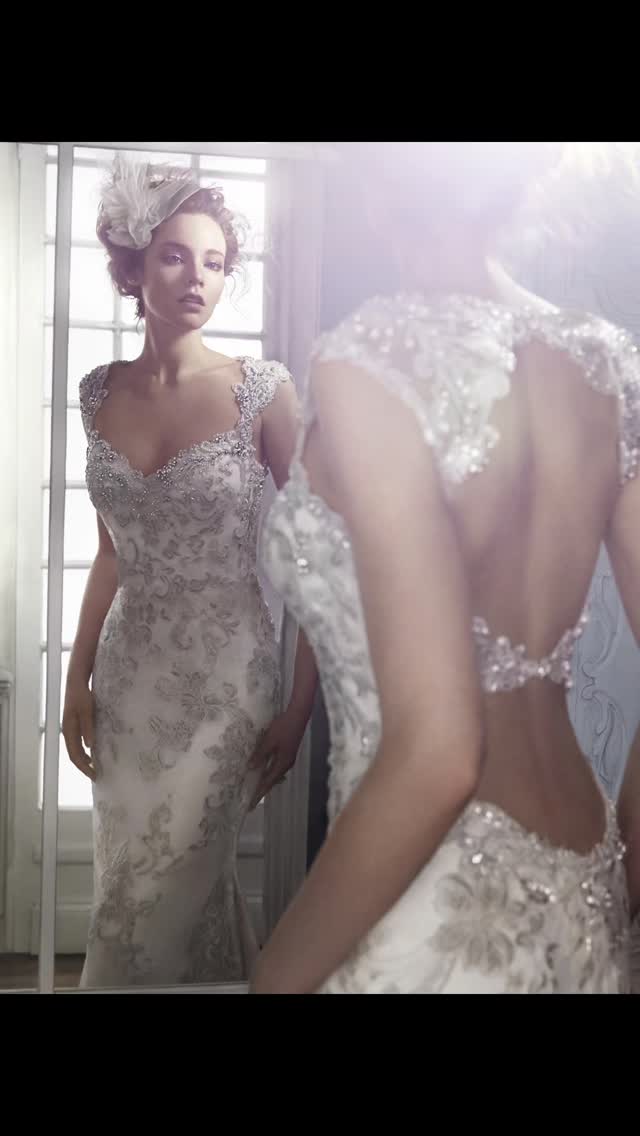 Introducing the Maggie Sottero Jade wedding gown, available now at Love Me Twice in size 8–10.
This gown features a fitted lace silhouette, Swarovski beading, cap sleeves, and a signature open keyhole back — ideal for brides wanting a glamorous yet timeless designer look.
Perfect for modern, romantic, and vintage-inspired weddings.
Book your Melbourne bridal fitting or message us for availability 🤍
#MaggieSottero #MaggieSotteroBride #JadeGown #MelbourneBridalShop #SustainableBridal #PrelovedDesignerBridal #OpenBackWeddingDress #MelbourneBrides #LoveMeTwiceBridal #vintagestyleweddingdress