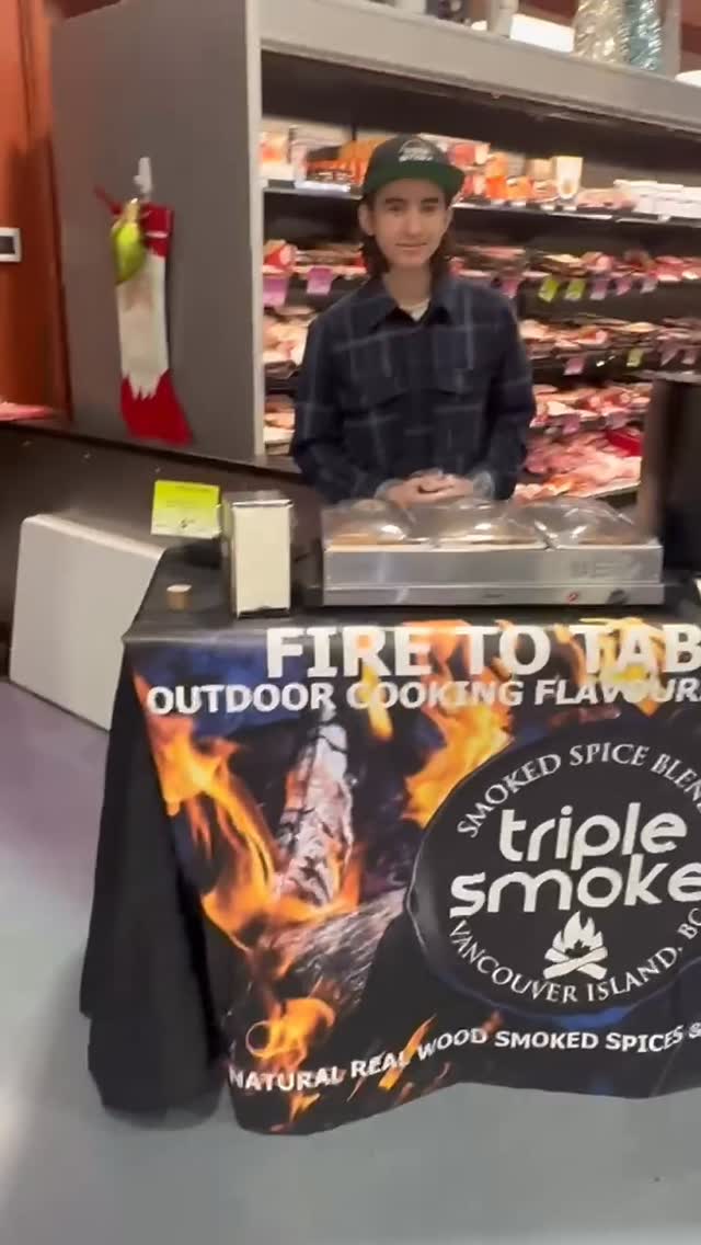 Happening right now Sat Nov 22 until 2pm at The Millstream Market.
Stop by, say hi and grab a sample!
#triplesmoke #demoday