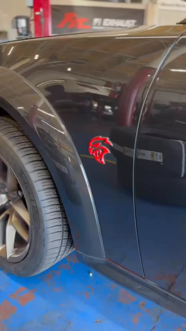Guess the final HP🏁
#tire#tires#drag#slicks#mickeythompson#dragcar#hemi#suoercharger#hellcat#dodge