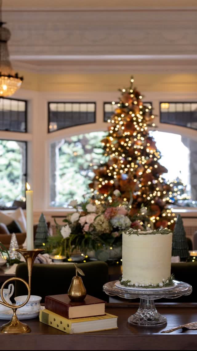 A CHRISTMAS: WHERE HER LIGHT CAN SHINE
Step into a room where the holidays come to life through feminine colour, imagination, and a touch of magic. @madeleinedesigngroup invites you into a holiday wonderland that’s playful, dreamy, and brimming with heart - a space where her light shines brightly.
With a nod to the historic mansion and inspired by the soft charm of vintage holiday cards, the Yorkeen room is dressed in a delicate palette of pretty pinks, pastel blues, and soft sage greens, wrapping guests in a gentle embrace of nostalgia and sparkle.
This festive vision is brought to life through the skillful styling of @la_concepts with home décor and accents from @theshopbymadeleine as well as carefully selected furnishings from @cfinteriordesign and @moeshome. Artistic contributions enhance the room further thanks to local artists, @kristajohnson_art and @doughertyglassworks. Christmas trees by @huntersgdnctr.
Florals, both fresh and dried, are at the heart of the design. Lush arrangements by Ocean Park Flowers and botanical details bring softness and romance to the space. Blooms in blush pinks, soft greens, and wintry whites dance across the room, weaving nature’s elegance into every corner.
Many of the design elements are intentionally versatile and can be repurposed throughout the year. From floral décor and pastel accents to artisan-made pieces, this approach encourages more sustainable styling that feels just as magical in spring as it does in December.
This is more than a holiday room - it’s a celebration of ‘that feeling’ of home. It’s a reminder that the holidays can be whatever you dream them to be: colourful, timeless, and full of light.
Photos @pineconecamp