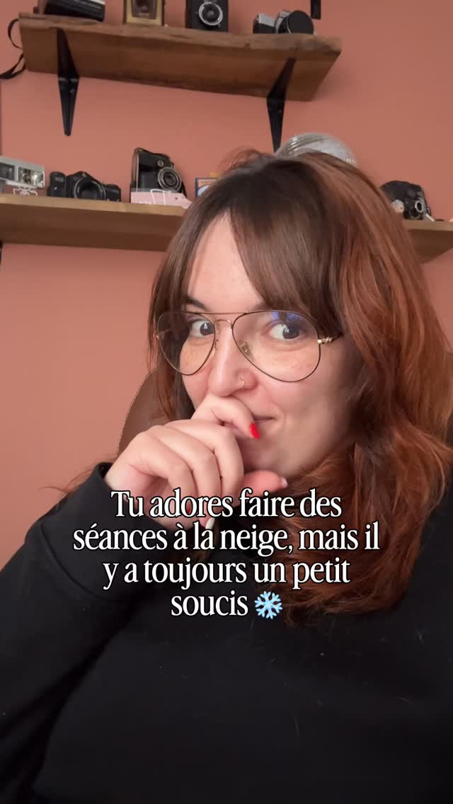 La Madame un peu perfectionniste qui enlève chaque traces de pas dans la neige ❄️
Oui je suis team manteau blanc / neige parfaite / on touche pas la neige 🤪
Toi tu l’aurais laissé telle qu’elle ou tu l’aurais « nettoyer » aussi ?