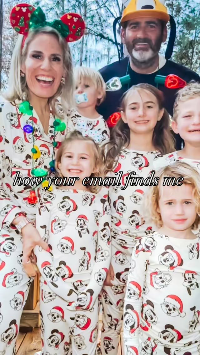 ‘tis the season to circle back 🎄
looking forward to soaking up all the time with my sweet fam 🖤