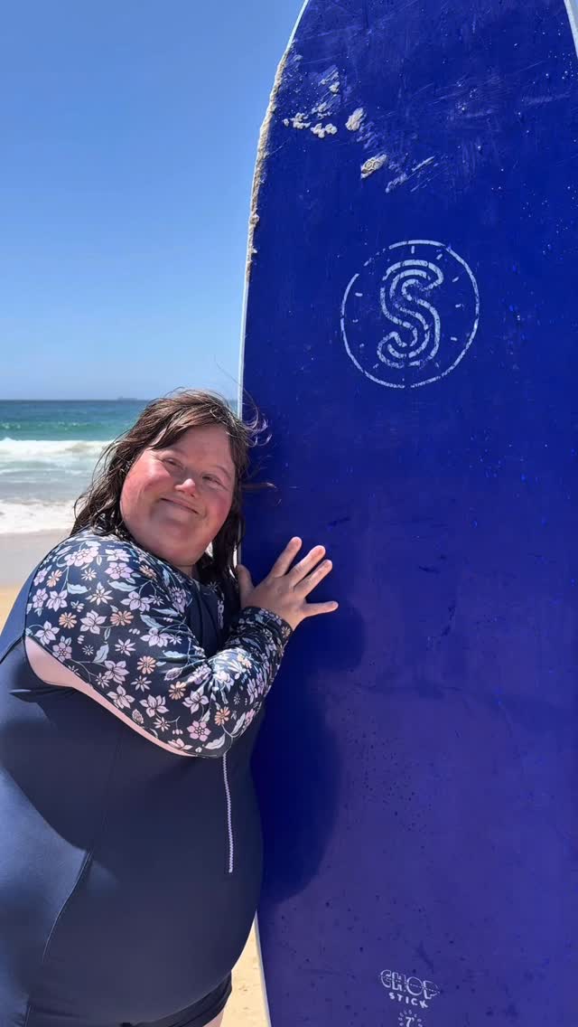 Our Clear Women crew absolutely blossomed out there last Friday, riding waves and building confidence with our very own AJ guiding them. Watching these girls trust themselves and each other in the ocean was something special 🏄♀️🩵⭐️
Looking for support that feels this empowering?
Join us today
✉️ admin@clearskyaustralia.com
#clearskyaustralia #clearskiesahead #ndis #clearwomen #disabilitysupport #surfing