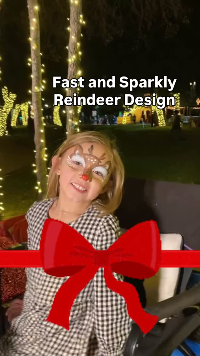 Holiday cheer with sparkly reindeer 🎨
.
This was recorded in 2023 but this design has been around!
.
The sparkly nose is my favorite part 💖
.
#facepaint #balloontwisting #glittertattoos #bubbles #airbrushhats #caricatures #wedding #facepaintersofinstagram