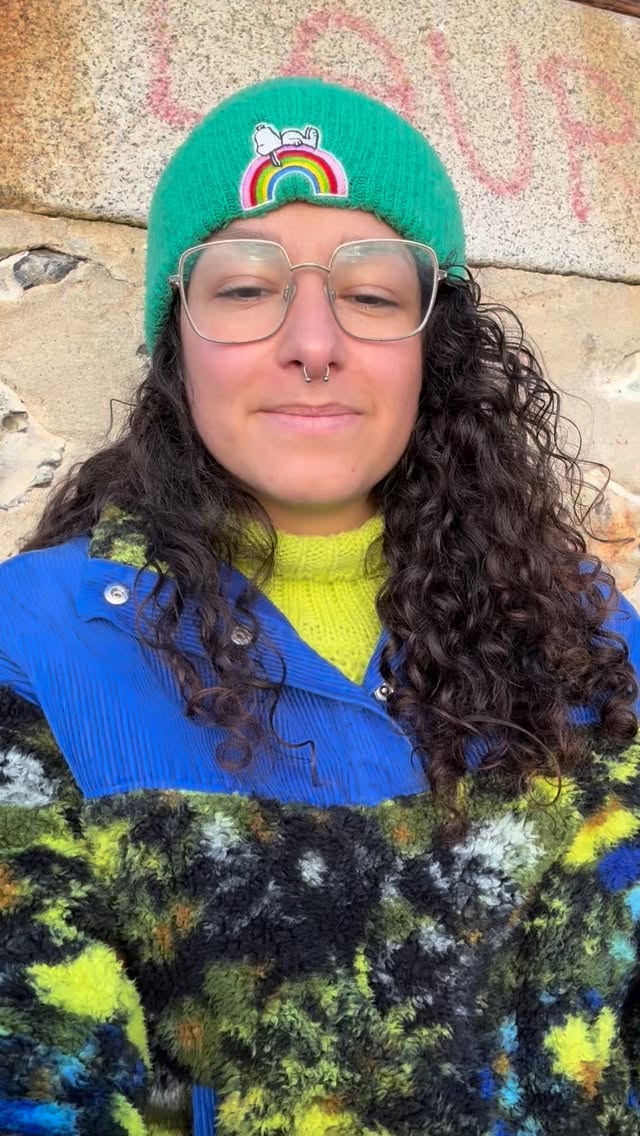✨We’re kicking off the very first Pause, Align, Create workshop this Sunday! 🎨
This workshop is going to be working with the yogic philosophy of the Gunas, or “modes of existence” 🌱
I’m sure you’ve felt it, the pull towards relentless activity and doing, or Rajas. Or the other extreme of dullness, confusion, or resistance of change that tamas brings. 🔃
This workshop is going to guide us through practices that move us to a mode of existence that is in harmony with our being, that brings about clarity and wisdom from within. 🪔
This method has helped me navigate some of my deepest mental and creative blocks in the past and I’m finally ready to share it with you. 🎁
Please bring your current pieces of work, whether that is a painting, drawing, writing or any other project to take some time to explore the new connection you’ll develop to it after our practices. 📜
No experience needed, come as you are with an open mind and a readiness to expand ✨
📆See you November 30th at @finefeather.wellness from 1-3:30 PM
Comment “Create” to get the link straight to your DMs 💫
#creativeworkshops #brightoncreatives #mindfulnessqorkshop #brightonentrepreneurs #empowerment #mindfulness #authenticity #overcomingresistance #vulnerability #empowermentcoach #brightonconsciousevents