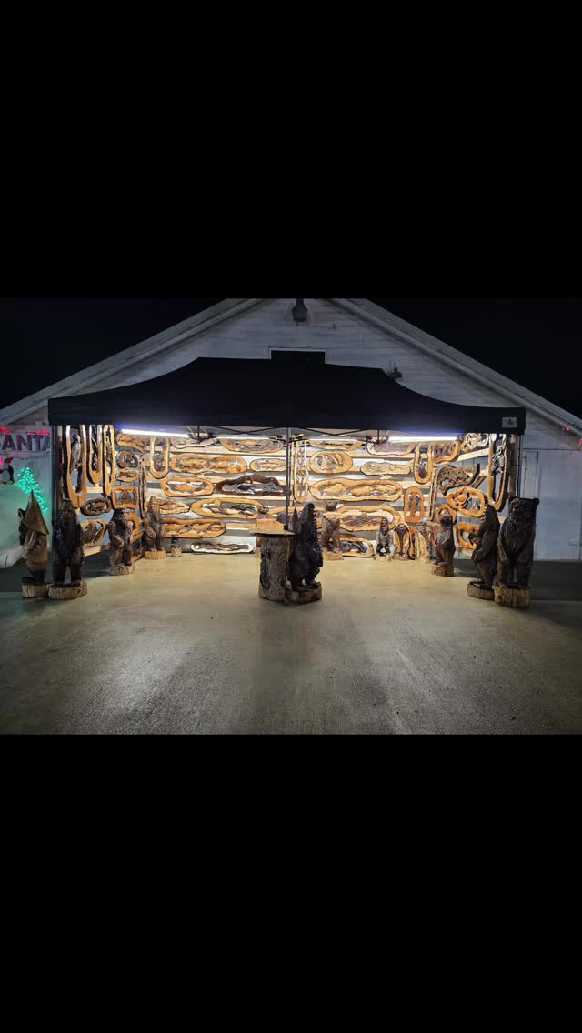 🎄✨ Dairyland Weekend Event Lineup! ✨🎄
We have a jam-packed holiday weekend full of fun, food, music, and festive cheer!
Friday (19th)
🎶 Live Music | 5–8 PM
🚚 Food Truck: Lucky Luciano
🎄 Christmas Trees & Market
Saturday (20th)
🎉 Ugly Sweater Anniversary Party!
🎅 Santa | 11–3
🎨 Face Painting | 11–3
🪚 Live Chain Saw Carving | All Day
🎄 Trees & Market
🎶 Music | 4–7:30
🚚 Food Truck
😂 Comedy Show (21+) in the Distillery | 8–9:30
Sunday
🎄 Trees & Market
🎅 Santa | 11–3
🎨 Face Painting | 11–3
🪚 Live Chain Saw Carving | All Day
Bring the family, wear your ugliest sweater, and celebrate with us all weekend long! 🍻🎄
12125 Treosti Rd, Snohomish, WA 98290