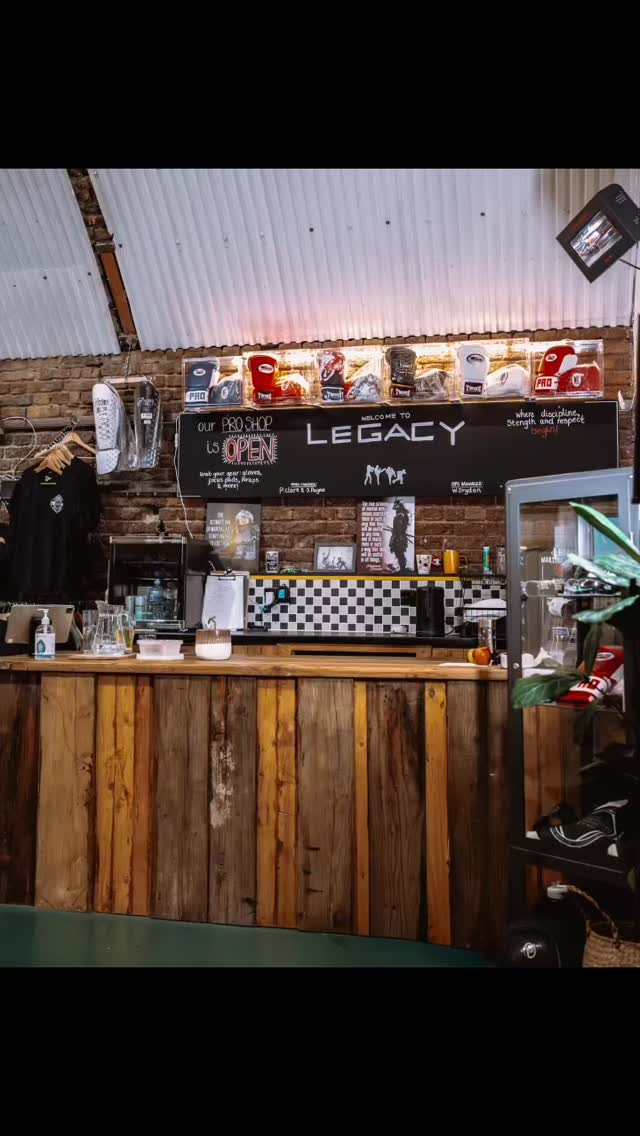 Legacy Pro shop just got upgraded!
Now open selling high end gloves, shin-pads, wraps and more from 12-7pm Monday to Friday, Saturday 11am -3pm.. Pop in and try before you buy! #proshop #martialarts #gloves #boxing #rhai #shinpads #hackney #hoxton #shop