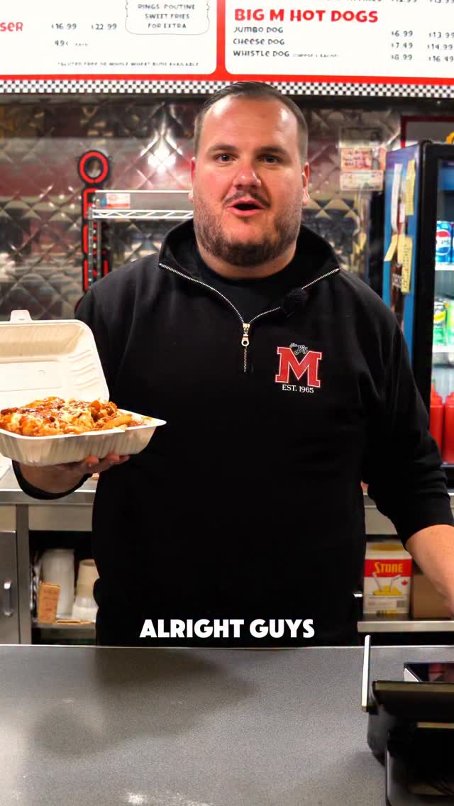 Chilli Fries are officially BACK ๐ฅ Fresh-cut fries, homemade chilli, cheese, and our signature sauce. Nothing hits harder on a cold day.
#bigmdrivein #durhamregioneats #burgerlovers #chilifries #chillidog