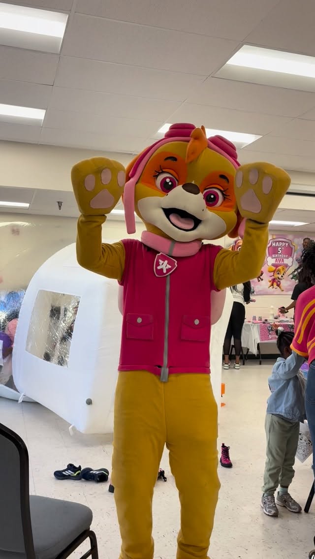 We are celebrating Ava’s 5th birthday today with a sky-high PAWsome party!💕 Skye flew in for a special surprise visit! 🐾✨
#SkyeBirthday #PawPatrolParty #PawPatrolBirthday #SkyeTheme #SkyeParty #GirlsPawPatrolParty #PawPatrolCelebration #SkyeToTheRescue #SkyePawPatrol #PawPatrolSkye #SkyeIsOnTheJob #PinkPawPatrol #PawPatrolThemeParty