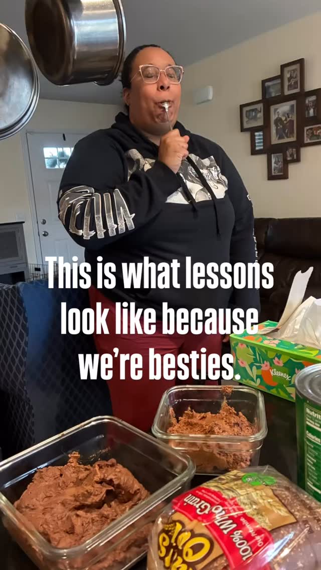 Love my bestie @kaylarr_it_is. We met in 2021 right after I found out I was pregnant and we’ve been best friends since then!!!
She was even there when my second was born. I’m so grateful teaching has brought such amazing people into my life.
#Lunchlessons #yesitschocolate #pianolessons #violinlessons #yeahthatgreenville #simpsonvillesc