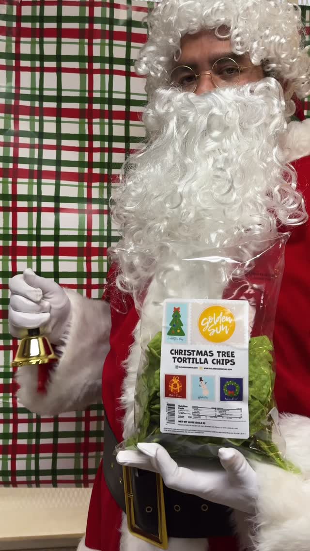 It’s tiiiimeeeeeeeeee #christmastreetortillachips